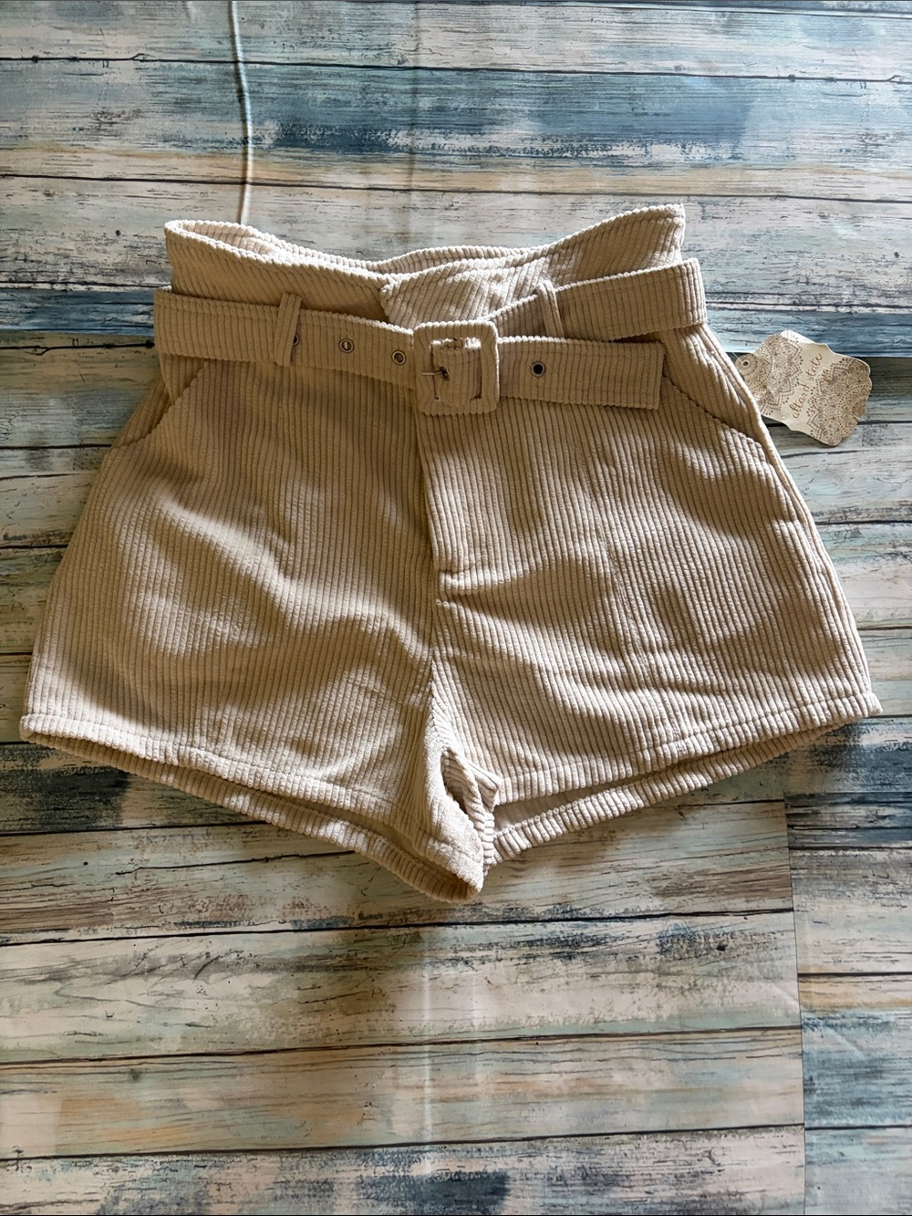 Altar'd State Cream Corduroy High-Waist Paperbag Shorts with Belt NWT